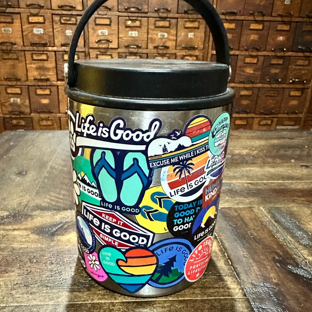 Life Is Good Stainless Steel Insulated Food Jar 32oz

Like new! Super cute!